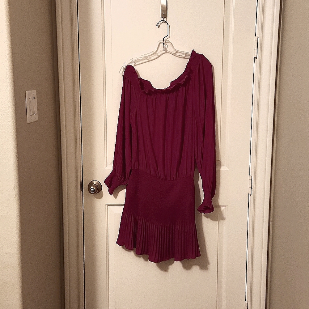 Ramy Brooks Dress off shoulder  Berry Pink size Large long sleeves